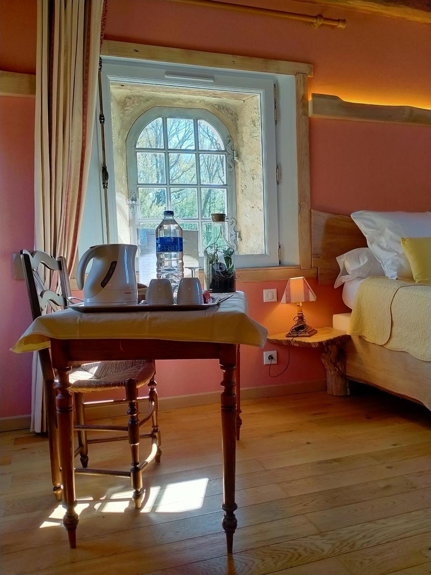 Bed and Breakfast Domaine De Frevent Echouboulains Exterior foto